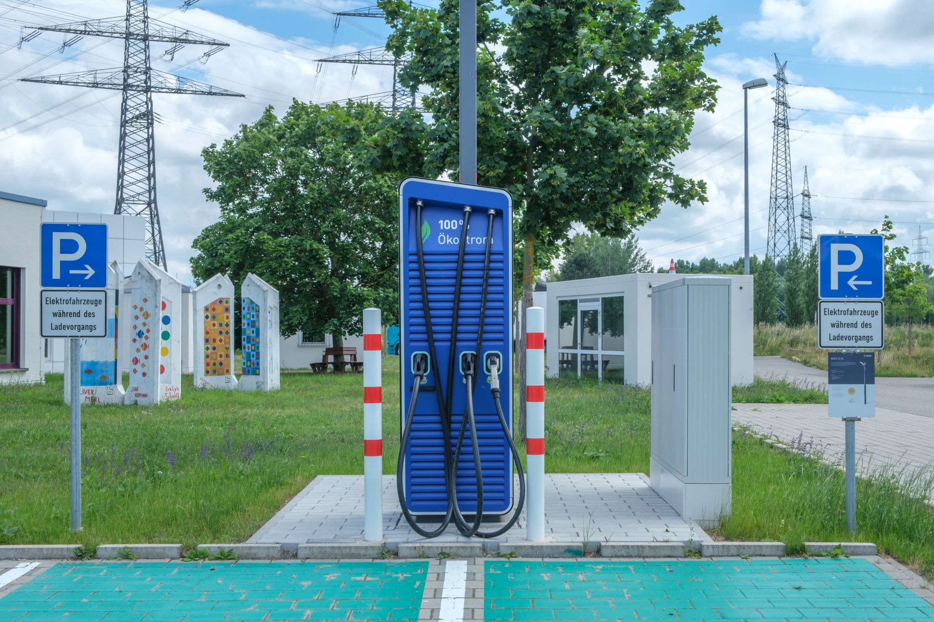 Aides borne de recharge 2026 : ce qui reste vraiment après la fin du crédit d’impôt (maison, copropriété, entreprise)
